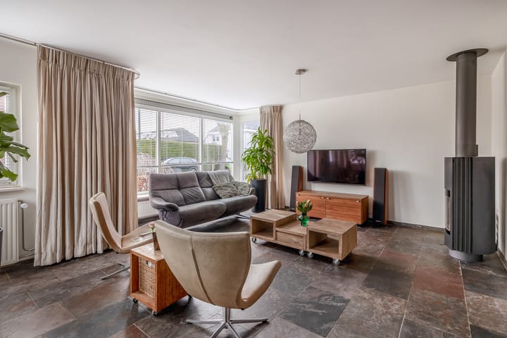 Photo 2 of Tweerijten 25