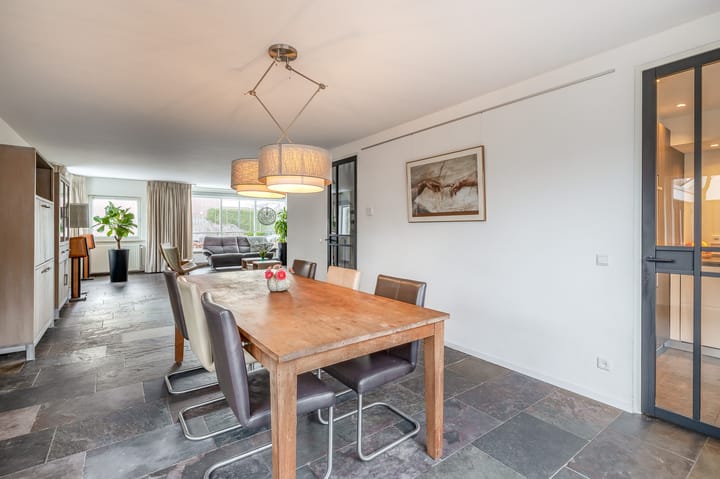 Photo 15 of Tweerijten 25