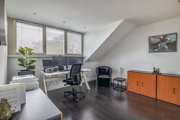 Photo 35 of Tweerijten 25