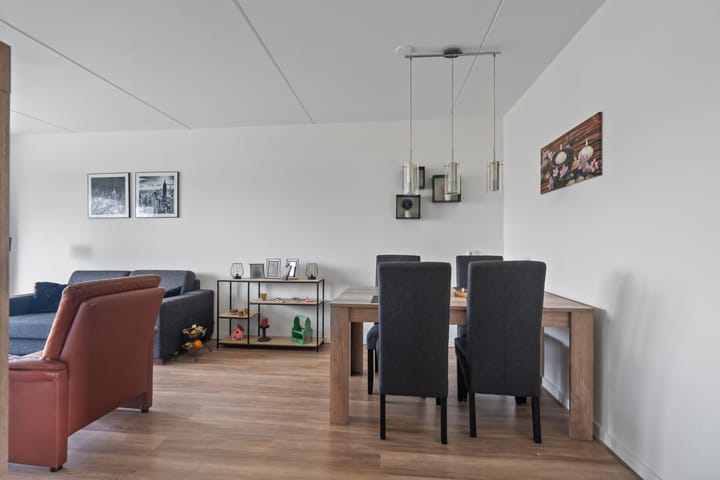 Photo 3 of Leimuidenplaats 206