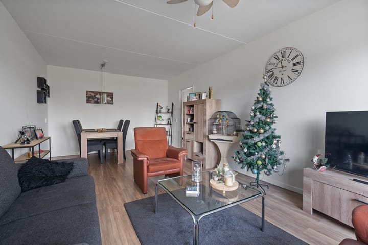 Foto 7 van Leimuidenplaats 206