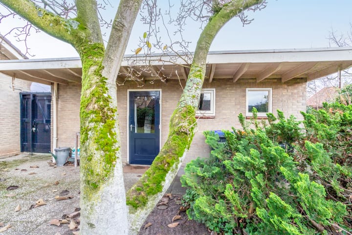 Foto 41 van Rembrandtstraat 1