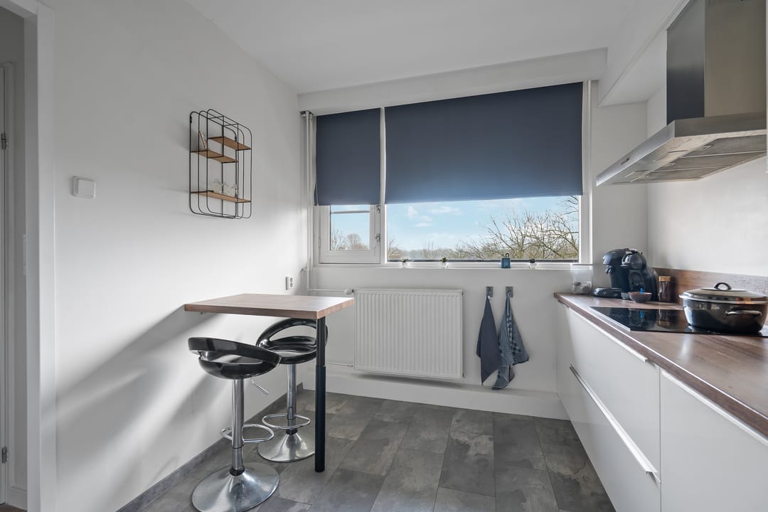 Photo 11 of Leimuidenplaats 206