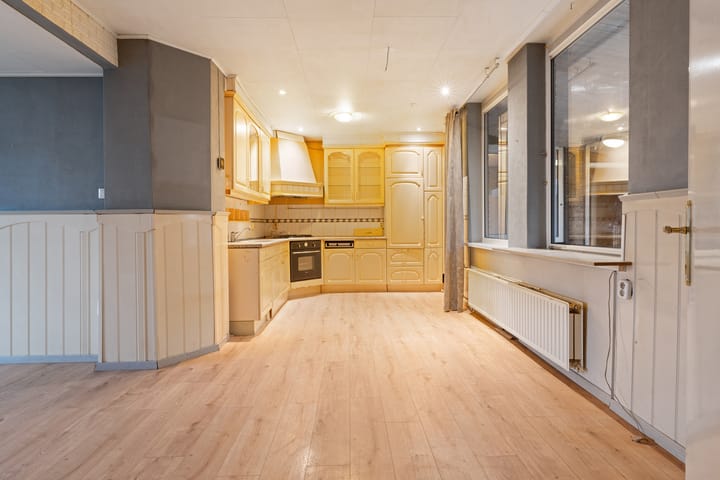 Photo 16 of Raadhuisstraat 14