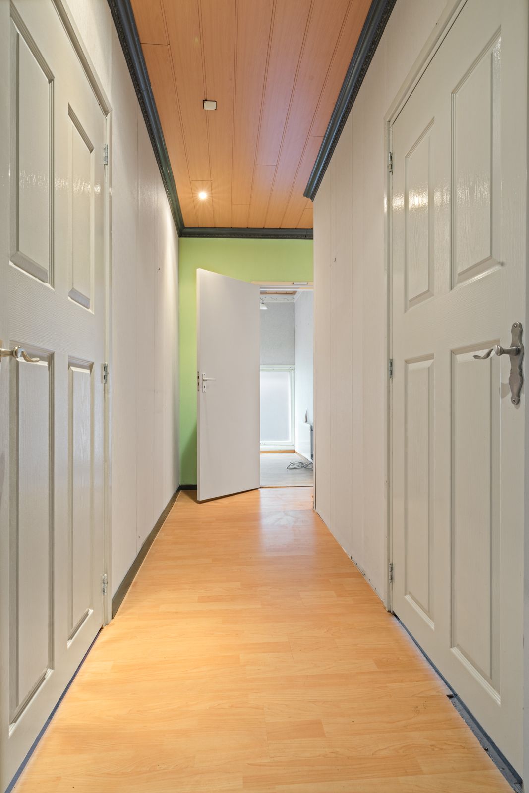 Photo 36 of Raadhuisstraat 14