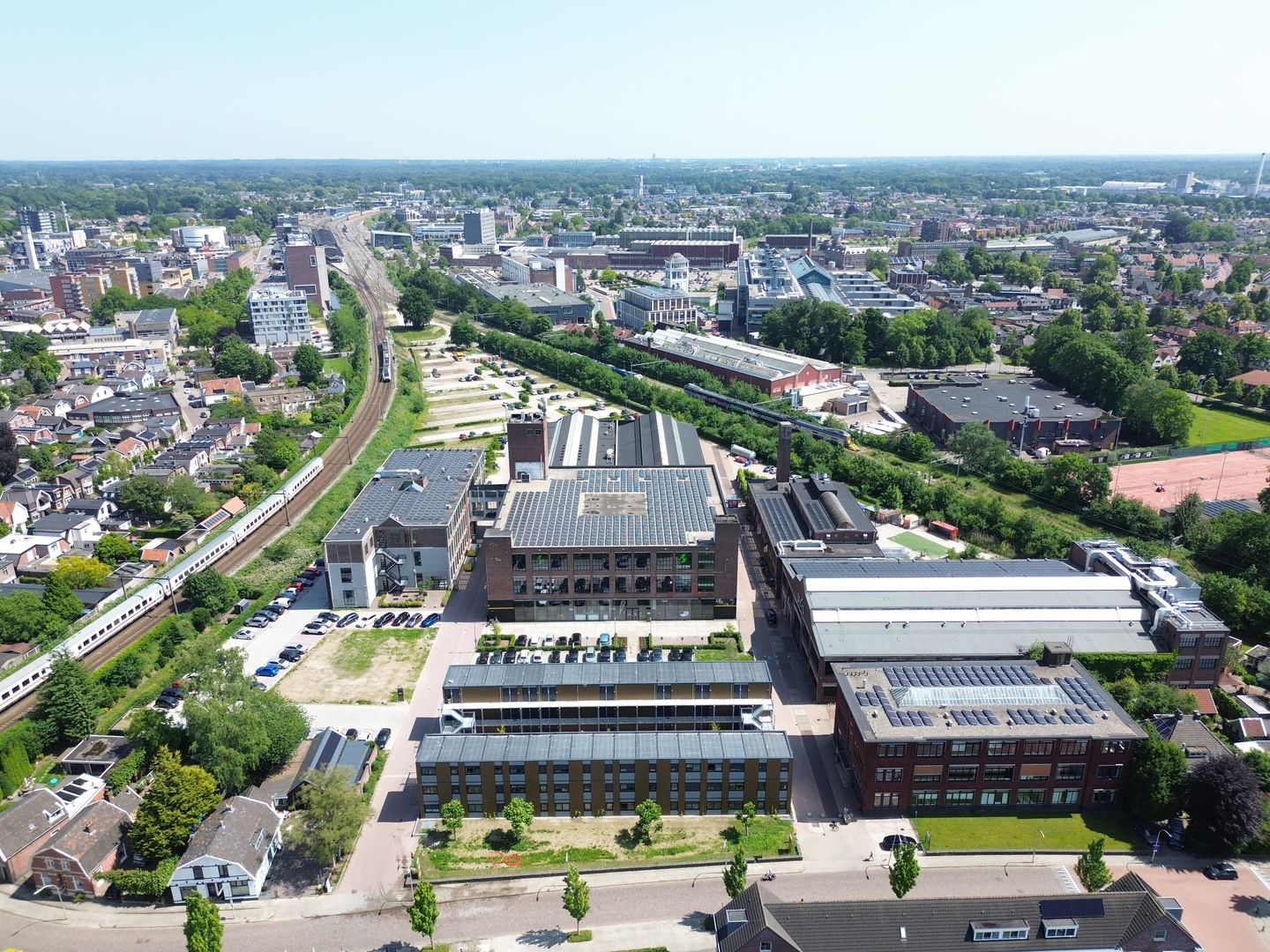 View photo 2 of F. Hazemeijerstraat 400