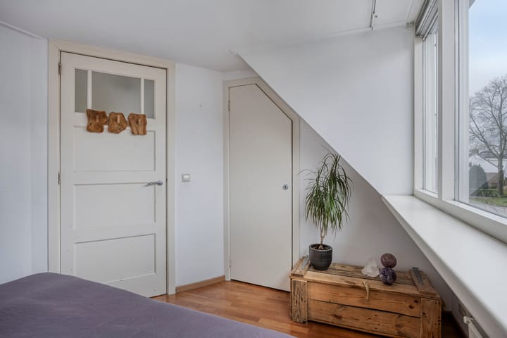 Foto 26 van Venestraat 138