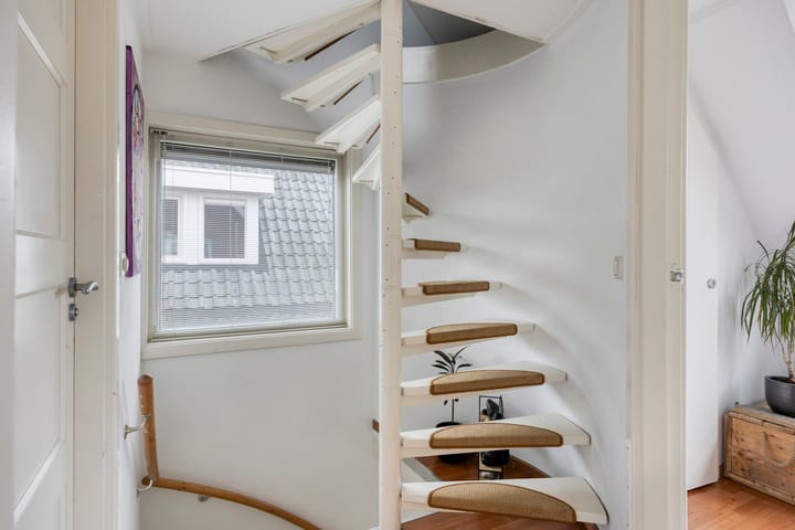 Foto 29 van Venestraat 138