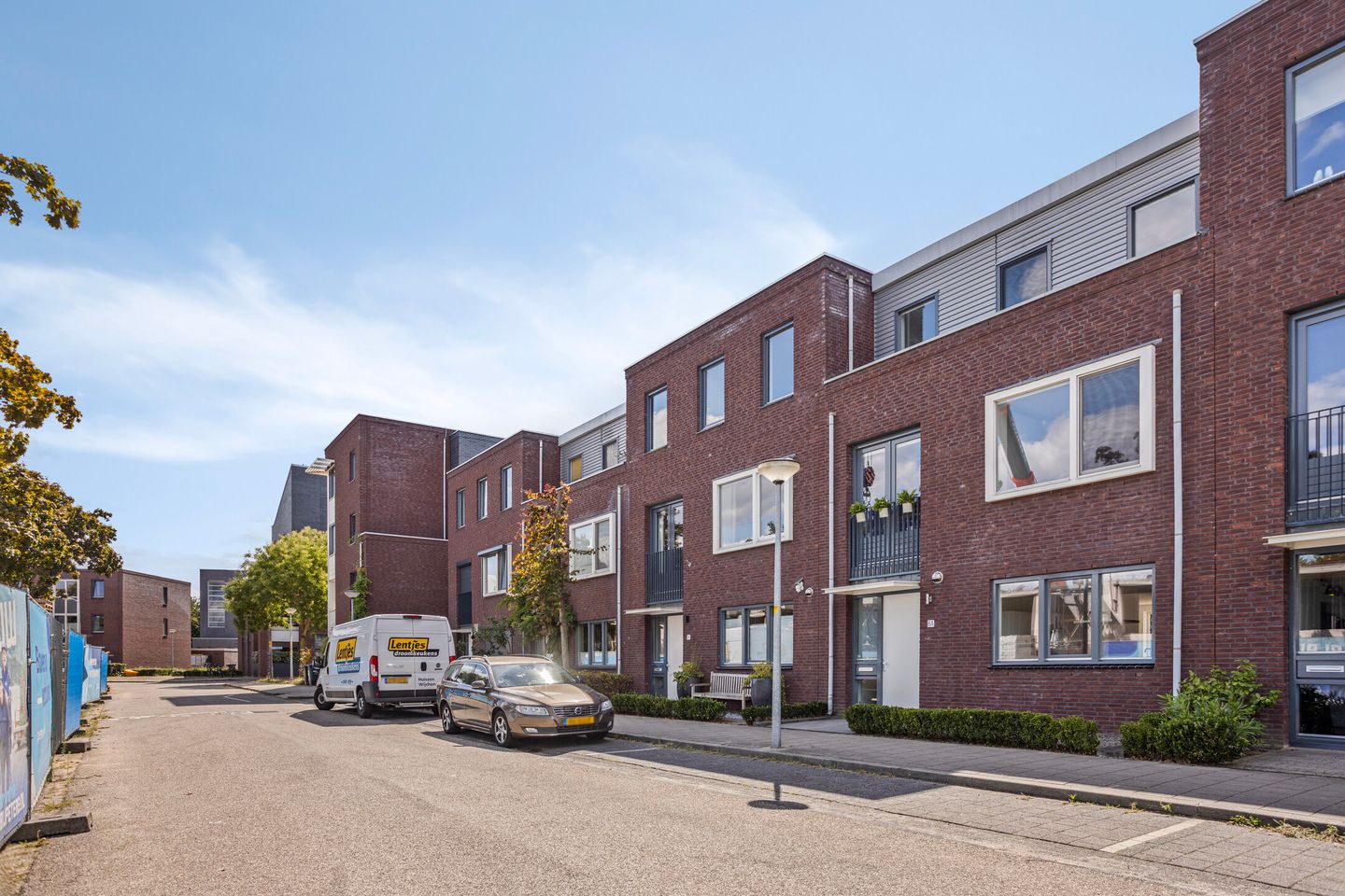 Photo 34 of Kraanvogelstraat 6-A