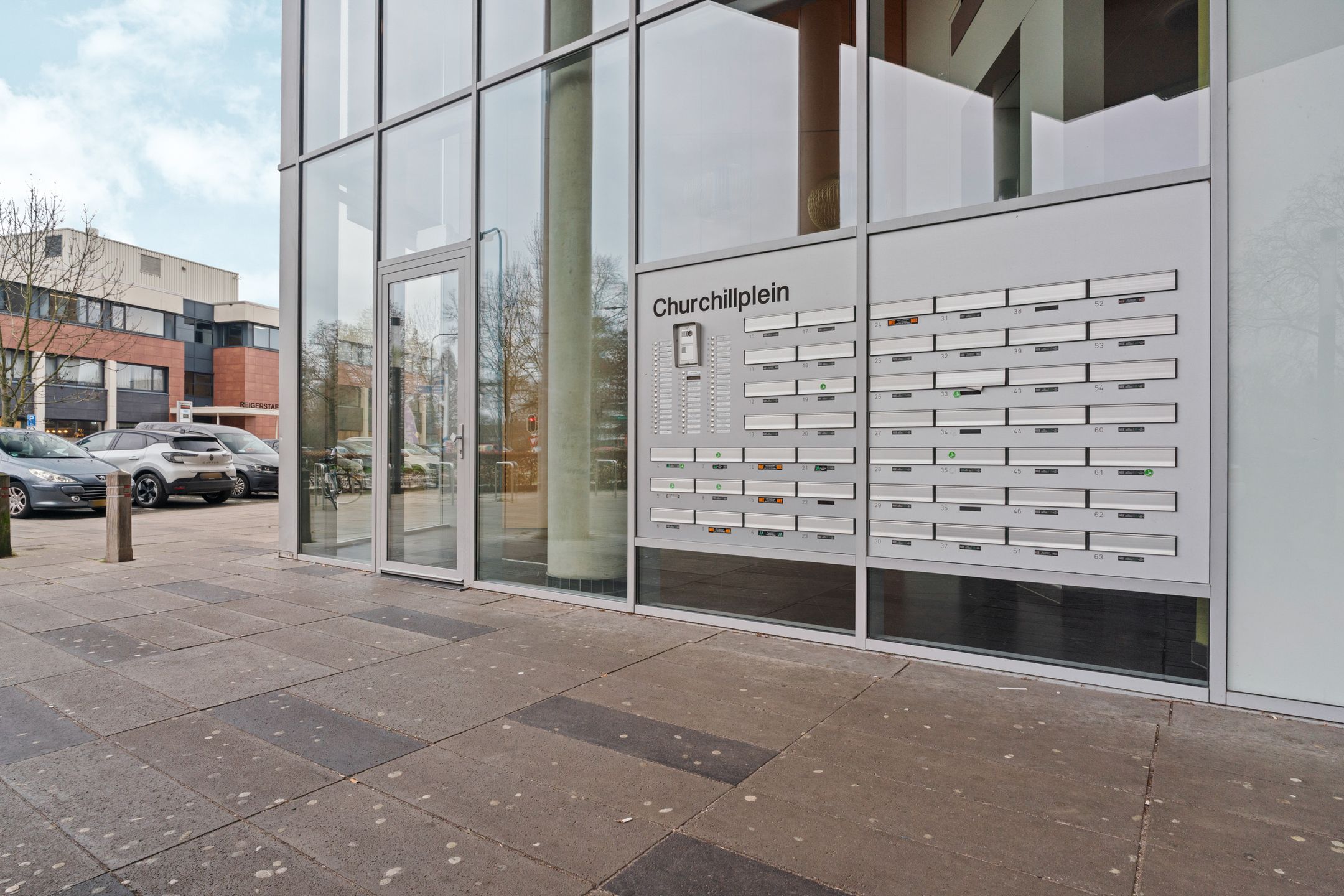 Foto 6 van Churchillplein 37