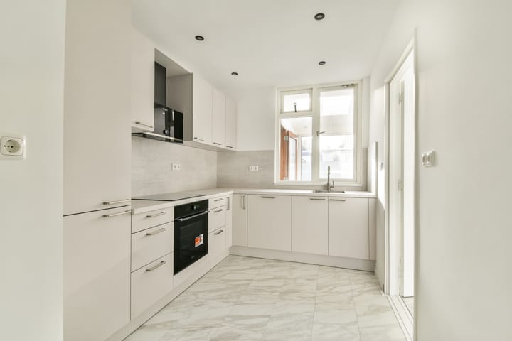 Photo 8 of Reeweg Oost 113