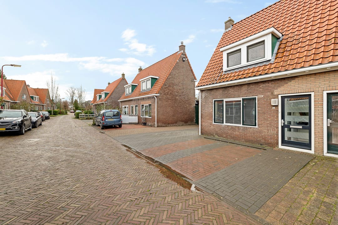 Photo 7 of Zuiderstraat 8