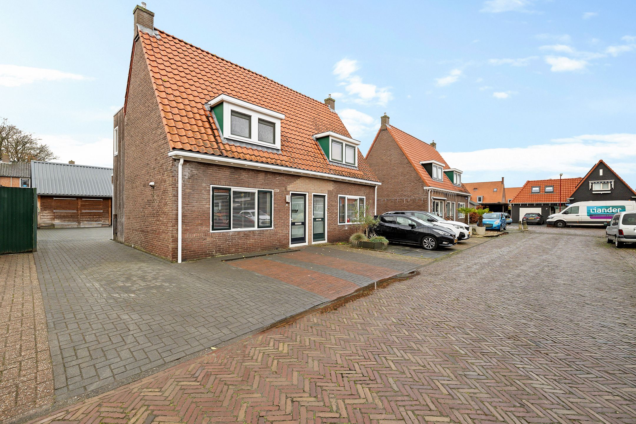 Photo 9 of Zuiderstraat 8