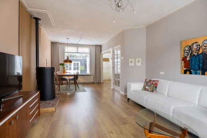 Photo 3 of Pieter de Hooghstraat 24