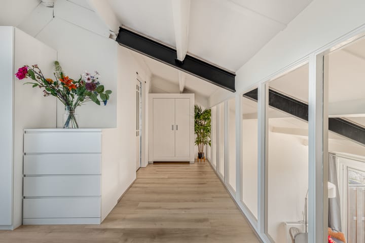 Foto 31 van Winkelwaard 33