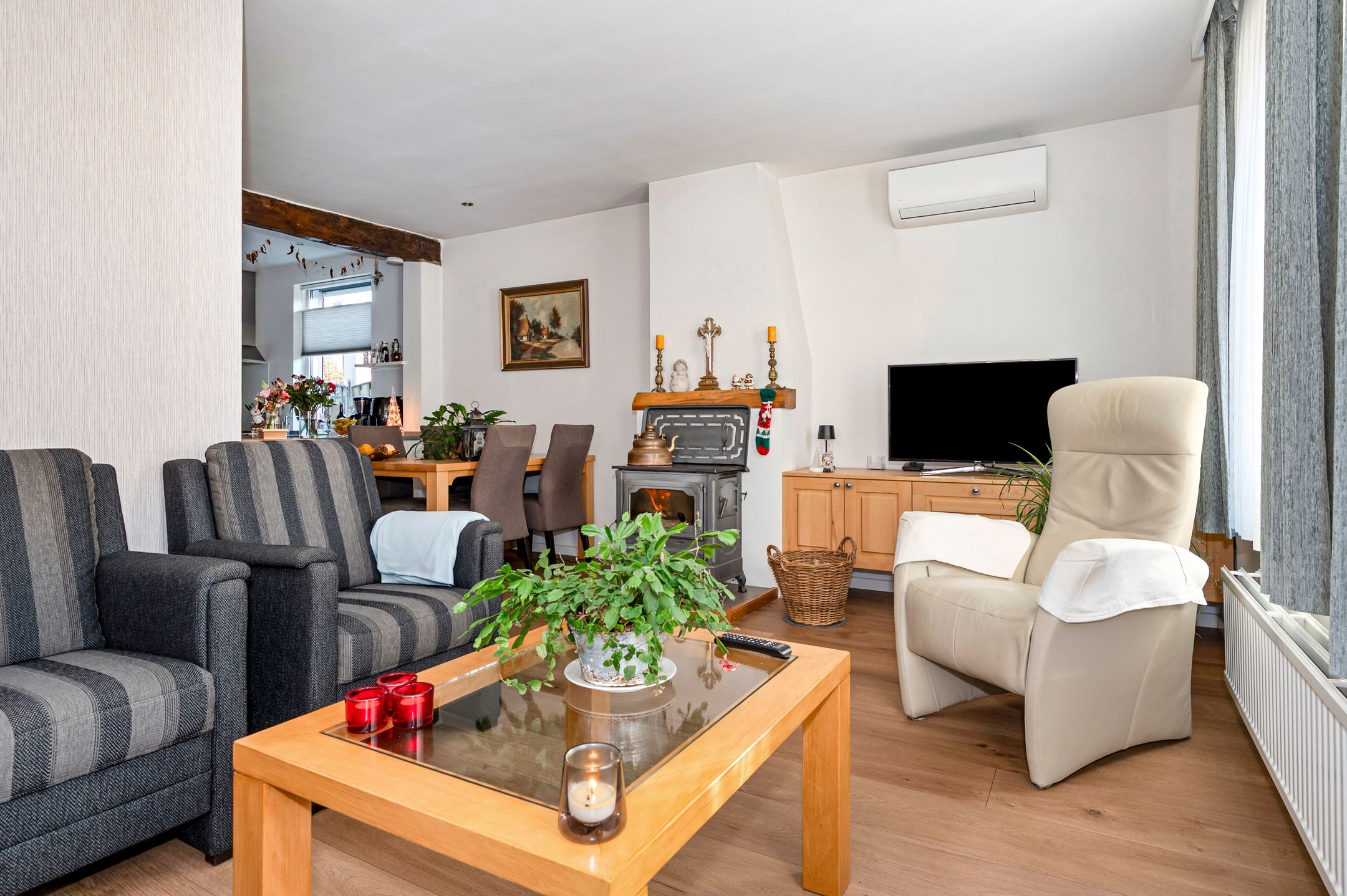 Foto 24 van Millenerweg 17-A