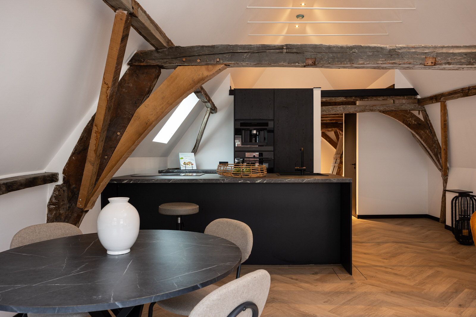 Foto 12 van Hinthamerstraat 67-B