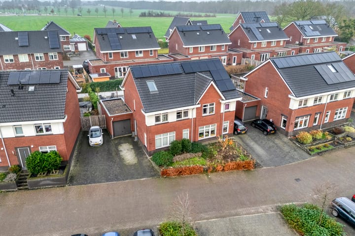 Photo 5 of Wethouder Zeefatstraat 17