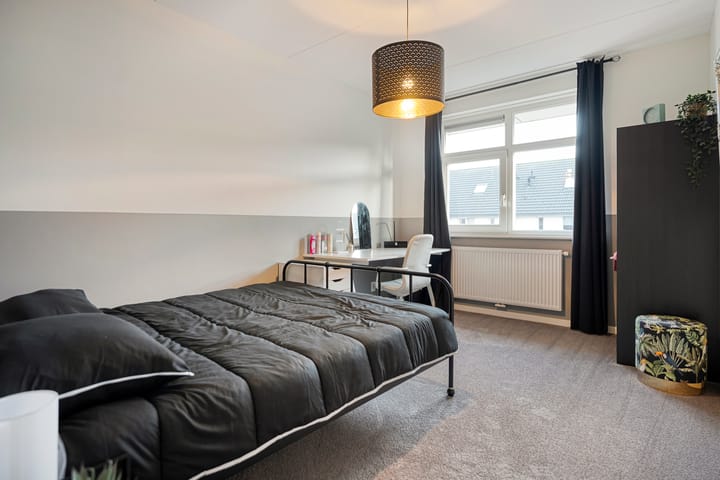 Photo 26 of Wethouder Zeefatstraat 17