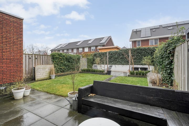 Photo 37 of Wethouder Zeefatstraat 17