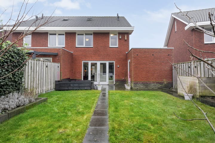 Photo 42 of Wethouder Zeefatstraat 17