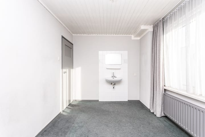 Foto 18 van Oelovenstraat 4