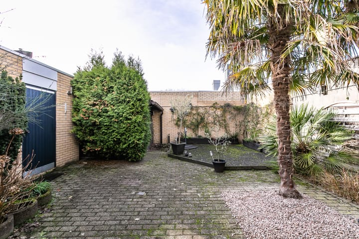 Foto 24 van Oelovenstraat 4