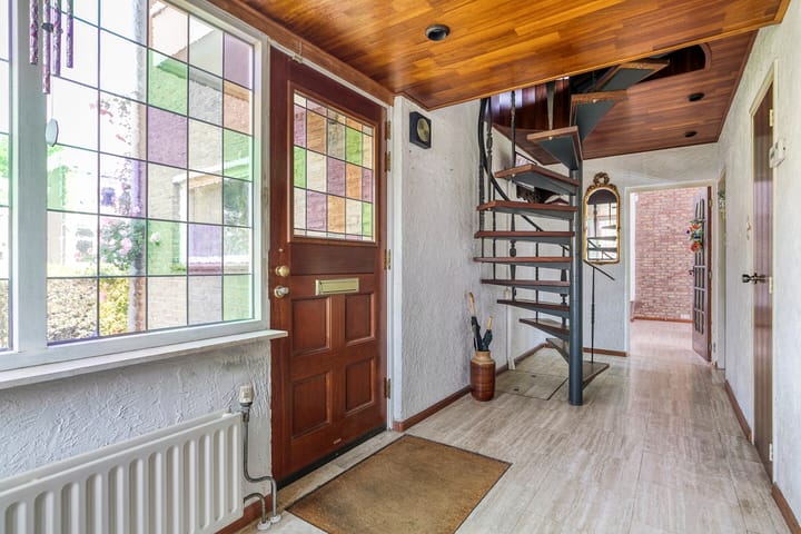 Foto 9 van Van der Leeuwlaan 2