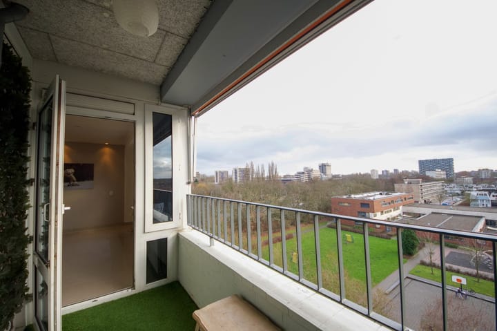 Photo 7 of Bos en Vaartlaan 96