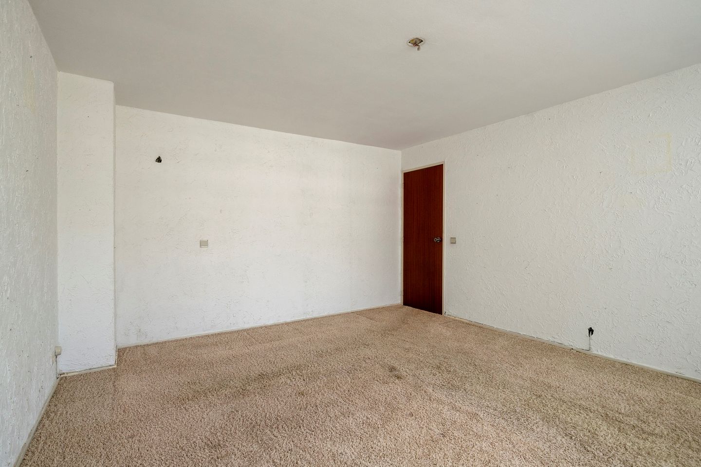 Photo 19 of Van der Leeuwlaan 2