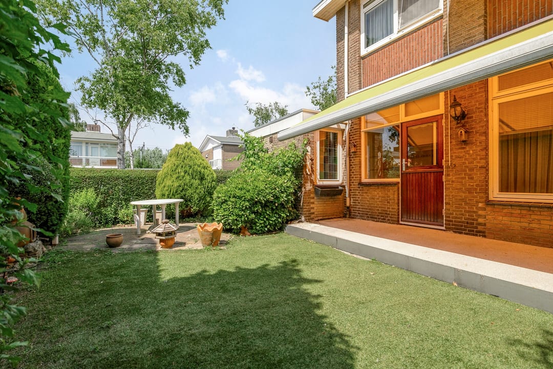 Photo 28 of Van der Leeuwlaan 2