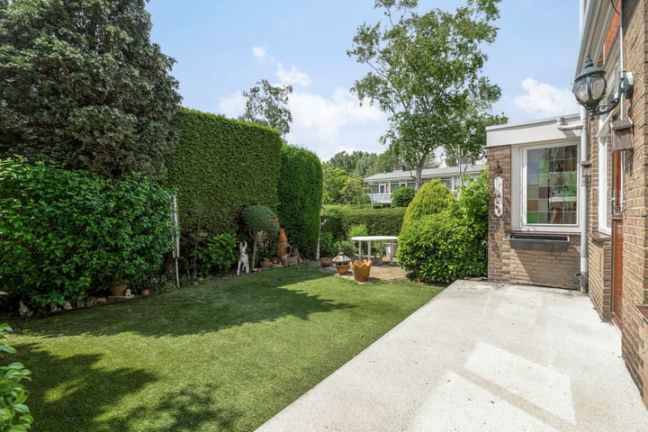 Foto 29 van Van der Leeuwlaan 2