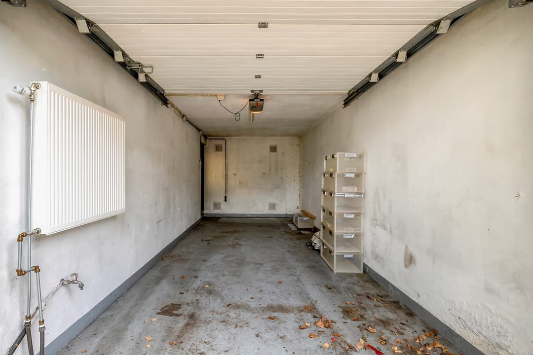 Photo 32 of Van der Leeuwlaan 2