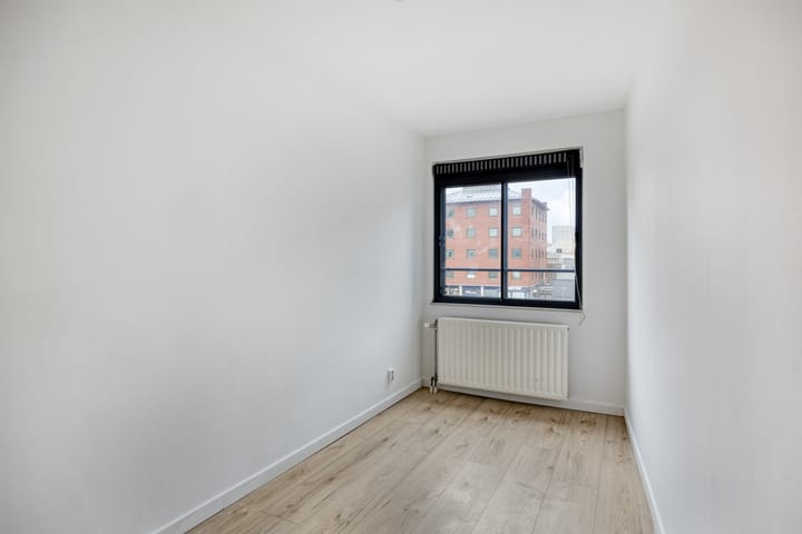 Foto 18 van Zuidplein 324