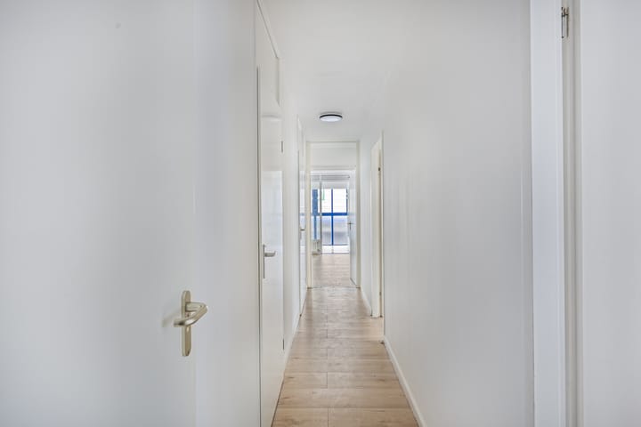 Foto 28 van Zuidplein 324