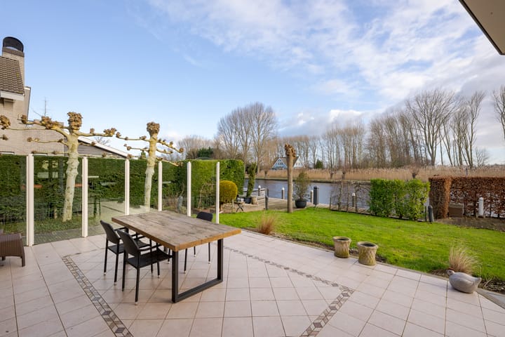 Foto 22 van Roerdomperf 14