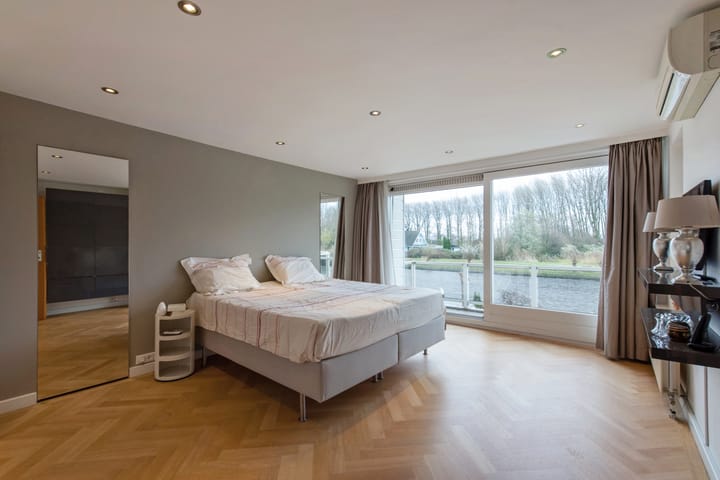 Foto 45 van Roerdomperf 14