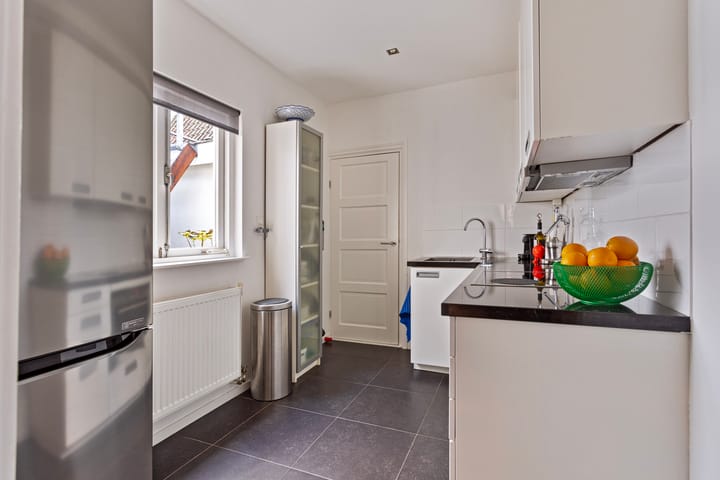 Photo 9 of Magdalenastraat 8