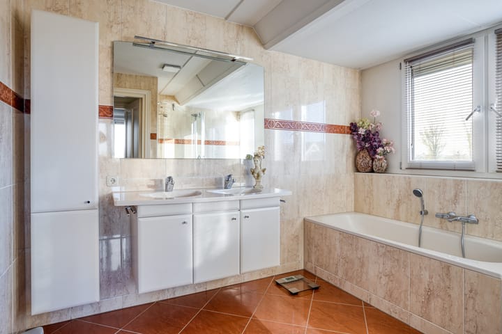 Foto 42 van Zuster Van Donkstraat 18