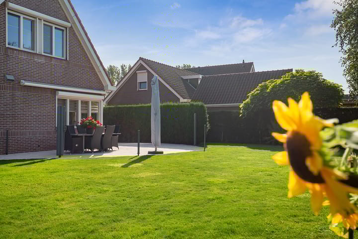 Foto 57 van Zuster Van Donkstraat 18