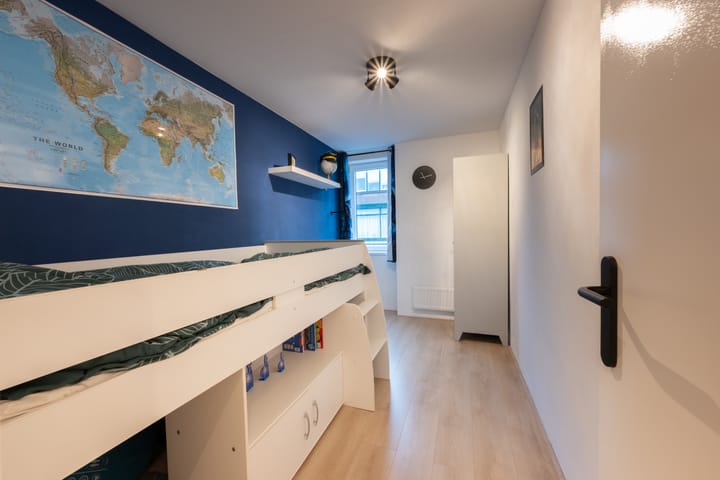 Foto 13 van De Ruyterstraat 65