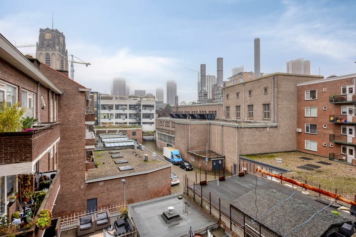 Photo 4 of Meent 72-D