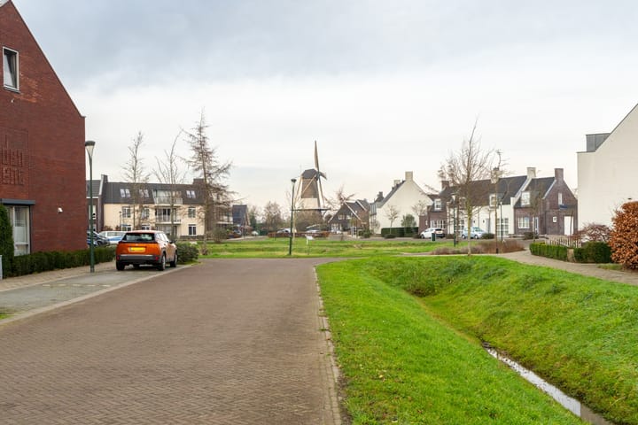 Foto 31 van Hazelegerstraat 2-A