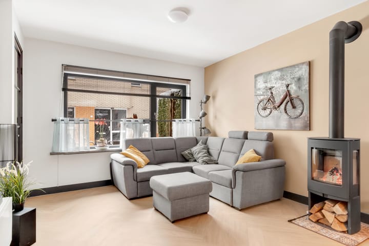 Photo 3 of 2e Oosterstraat 1-C