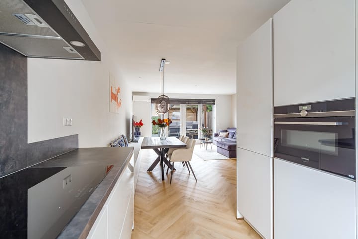 Foto 13 van Plantenkasstraat 14