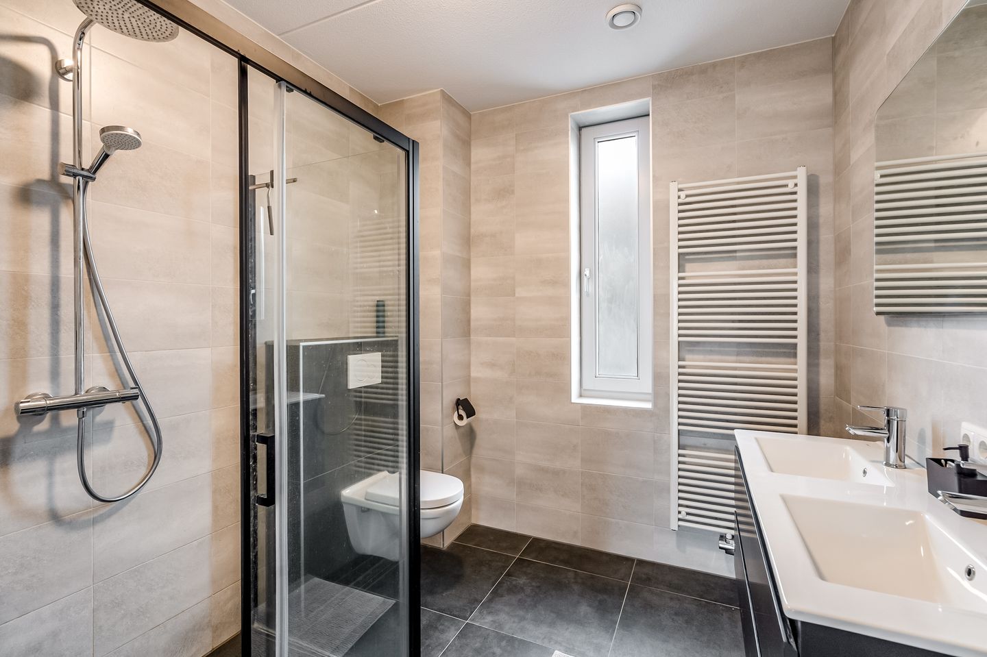 Foto 25 van Plantenkasstraat 14