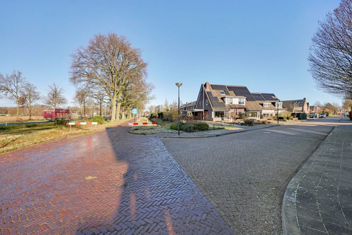 Photo 37 of Spreeuwstraat 52