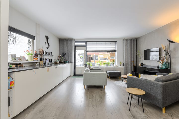 Foto 2 van Huiserf 42