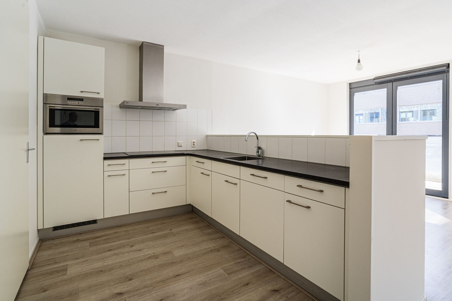 Foto 5 van Stephensonstraat 8-E