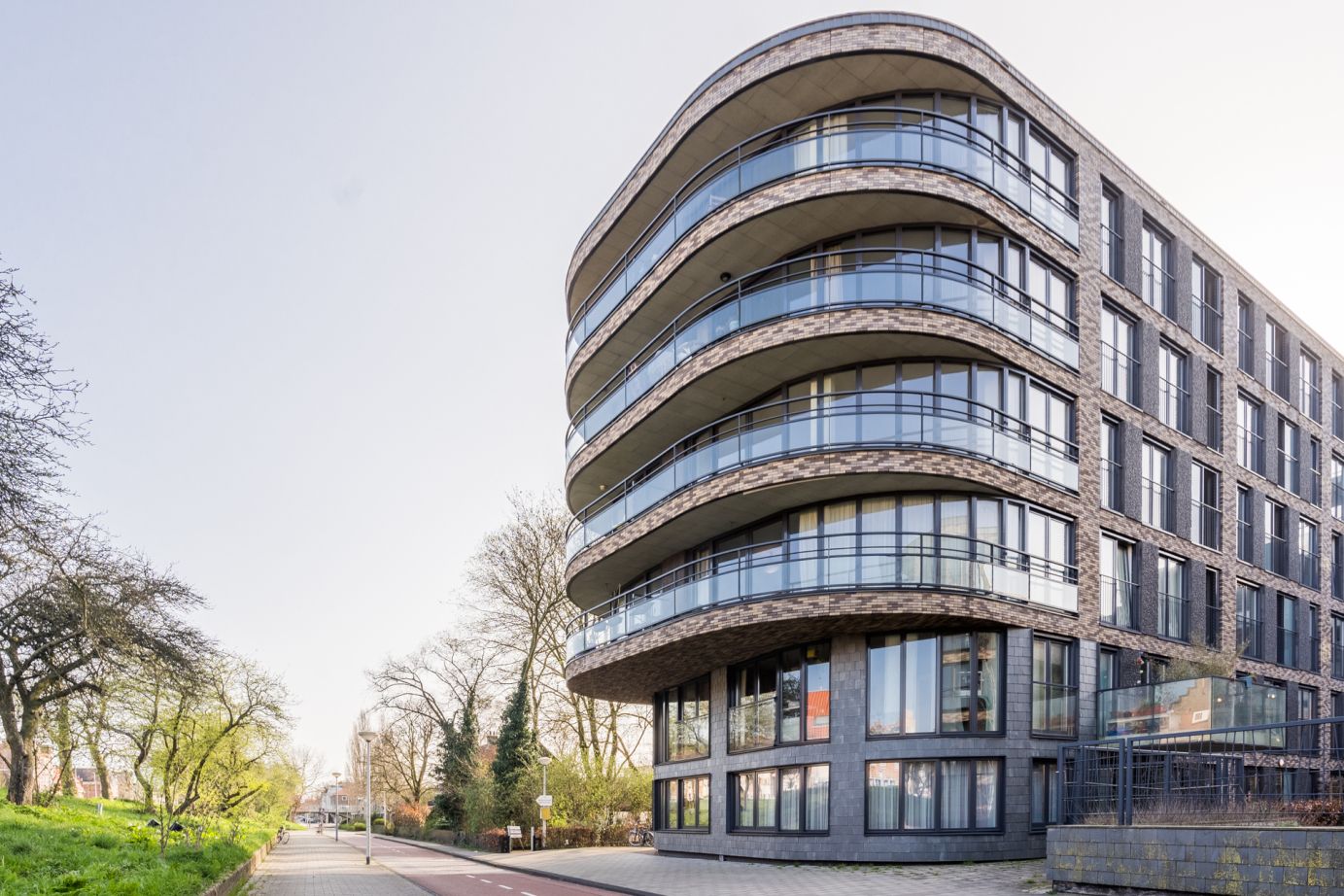 Photo 1 of Stephensonstraat 8-E